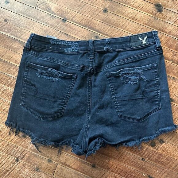 American Eagle black cutoff hi-rise size 12 festival denim shorts - Picture 2 of 3